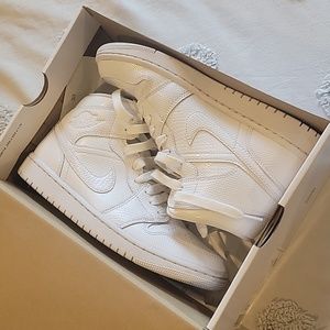 Womens Air Jordan 1 Mid Snakeskin Sz 8